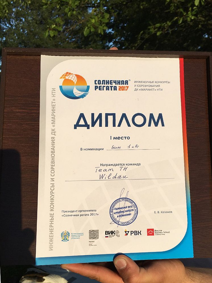 Team der TH Wildau siegte mit dem Eigenbau „SUNcaTcHer“ bei der internationalen Solar Regatta in Kaliningrad/Russland