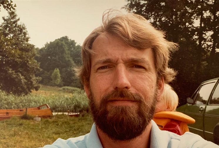 Pierre Isacsson privat_selfie 80-tal.jpg