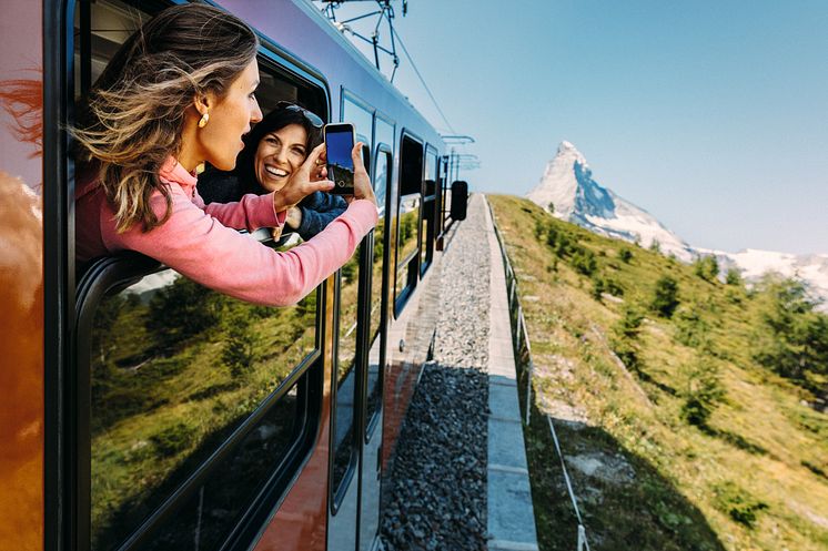 ST_3x2_Zermatt-Gornergratbahn_51043
