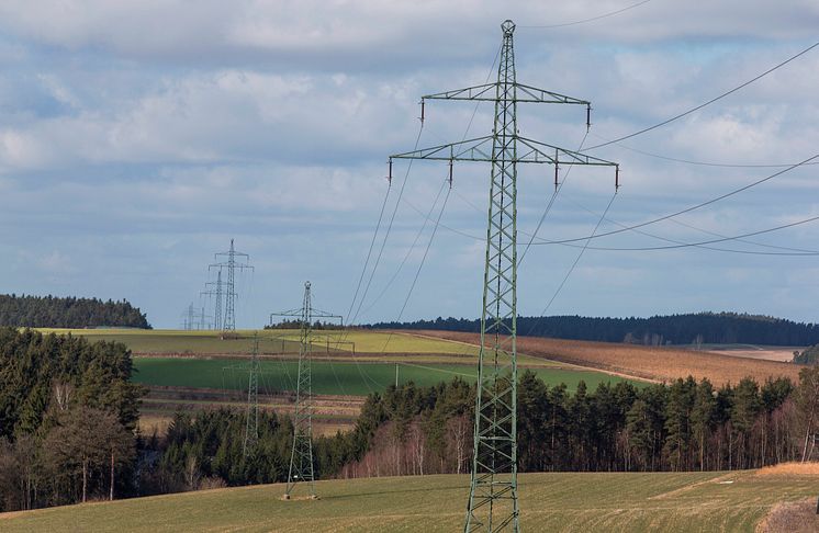 Das Bayernwerk betreibt in weiten Teilen Bayerns das 110-kV-Hochspannungsnetz