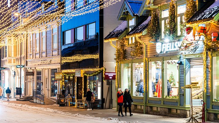 Christmas town Tromsø  Photo - Fredrik Ahlsen - Visitnorway