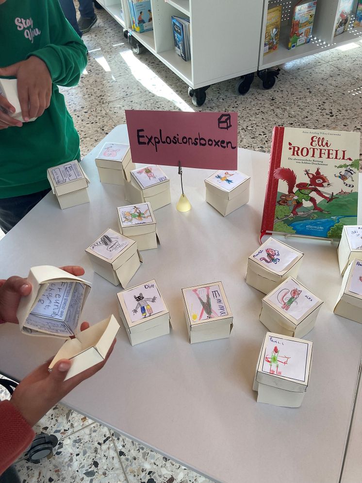 Digitale Leseförderung| Kinder erwecken Bücherfiguren mit Unterstützung von Studierenden der Universität Vechta zum Leben und entwickeln damit Lust am Lesen 