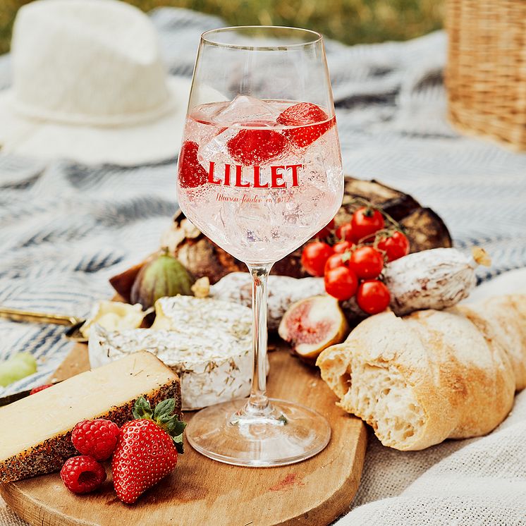 LILLET PICKNICK_Französisches Lebensgefühl