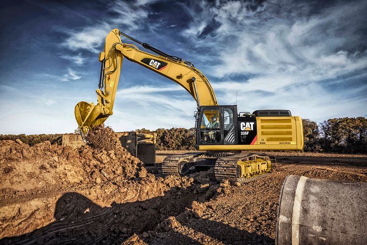 Cat 336F L XE hybridgrävmaskin - actionbild