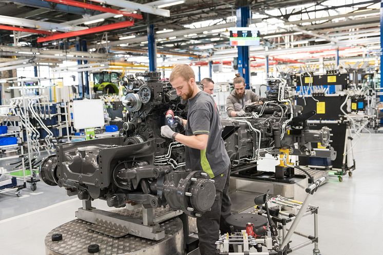 CLAAS traktorfabrik i Le Mans