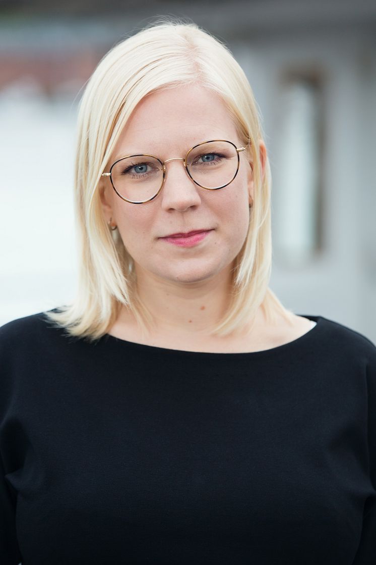 Karin Ernlund (C)