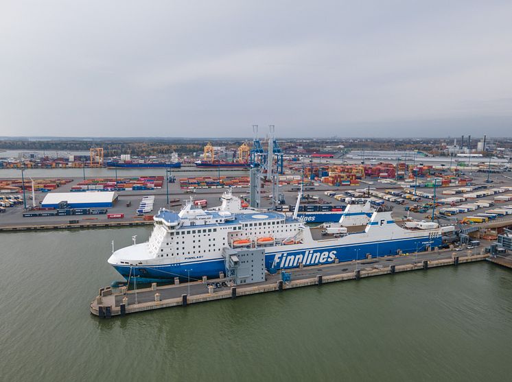 finnlines-finnlady.jpg