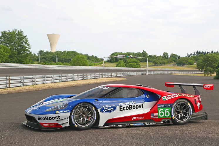 Ford GT debytoi Silverstonessa vuonna 2016