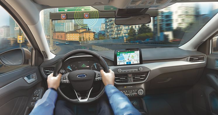 2018_FORD_FOCUS_HUD__05