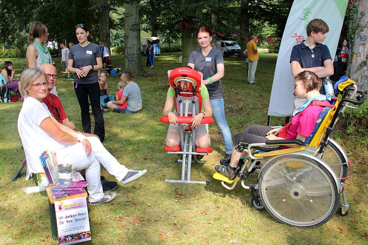 Tag der offenen Tür im Kinderhospiz: Bärenherz-Sommerfest lockt 1.000 Besucher in den Kees’schen Park