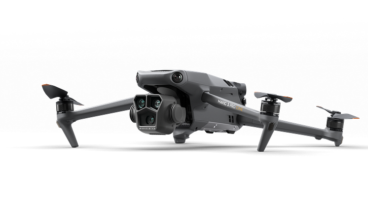 DJI Mavic 3 Pro Cine 15