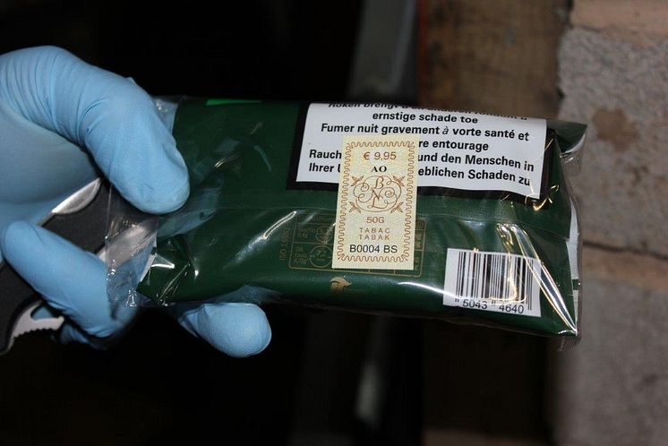 Counterfeit tobacco packaging found at rented farm buildings in Warwickshire