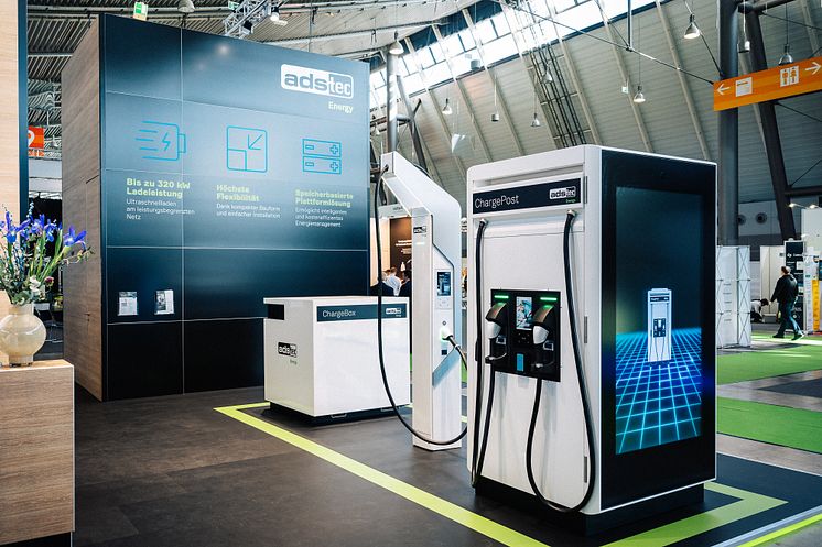 ADS-TEC Energy präsentiert mit ChargePost und ChargeBox smarte speicherbasierte Plattformen auf der Volta-X