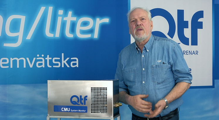 Björn Carlsson med CMU System Monitor.png