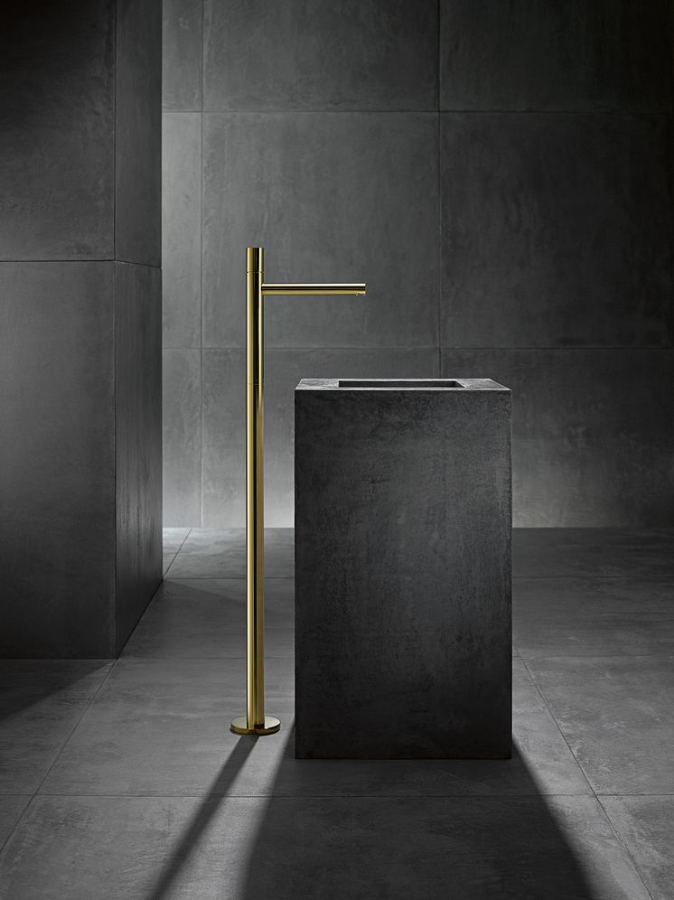 AXOR_Uno_Zero Handle_Freestanding_Washbasin Tap_Gold