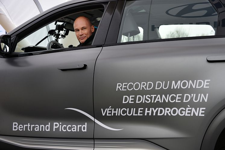 Bertrand Piccard bak rattet på NEXO. 