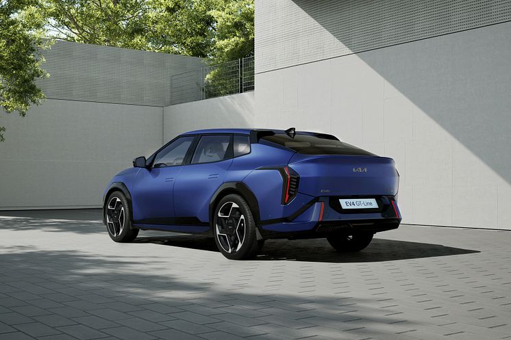 kia-ev4-sedan-gt-line-visuals-print-3600x2400-2.jpg