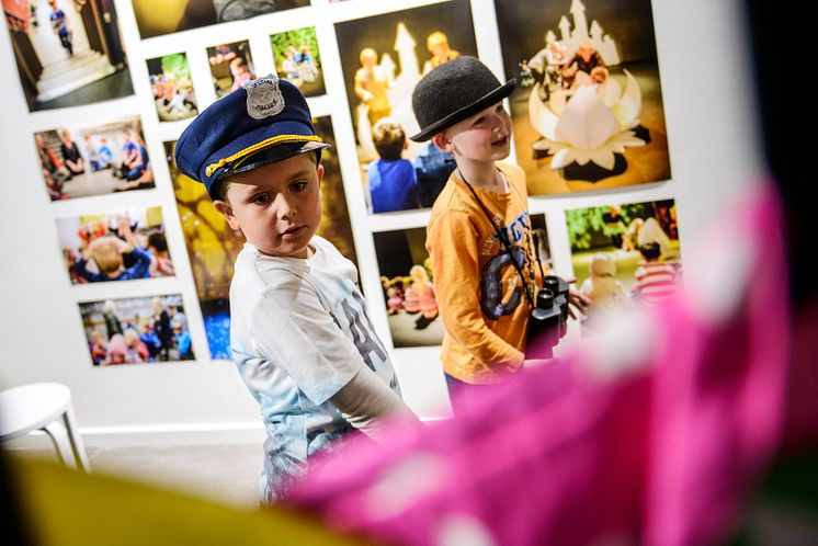 Invigning av utställningen Spela teater på teatern