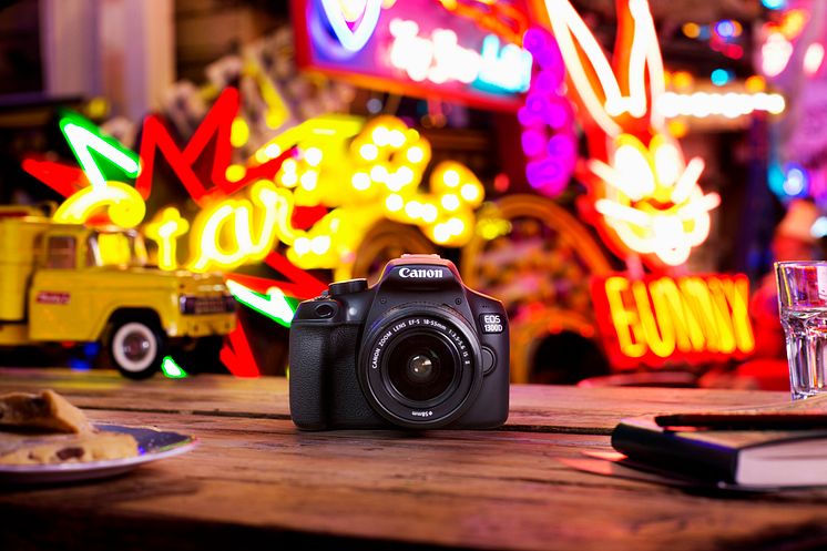 Canon EOS 1300D Lifestyle 1