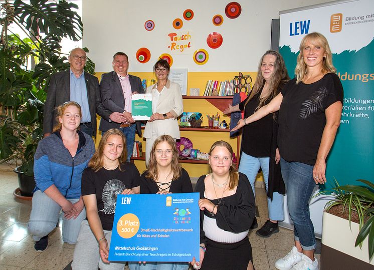 202308_Preisverleihung_Zukunftsheldinnen_Großaitingen
