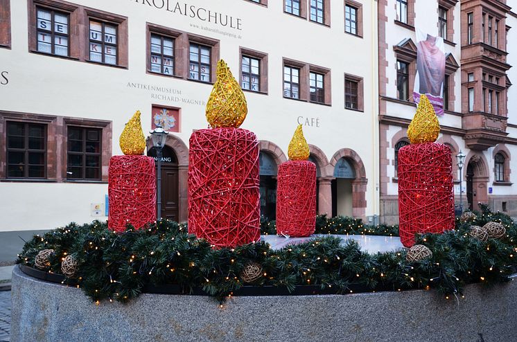 Leipzig - Kerzen-Dekoration auf dem Nikolaikirchhof