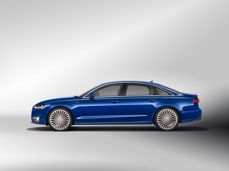 Audi A6 L e-tron (Chinese market) left side