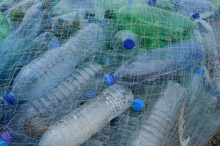 plastic-bottles-g4c80f6a6b_1920.jpg