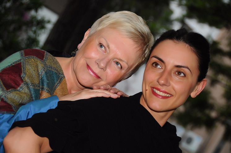 Disa Åberg och Linda Bonaventura debuterar med feelgood-romanen "Operamopsen – en sällsam kärlekshistoria"