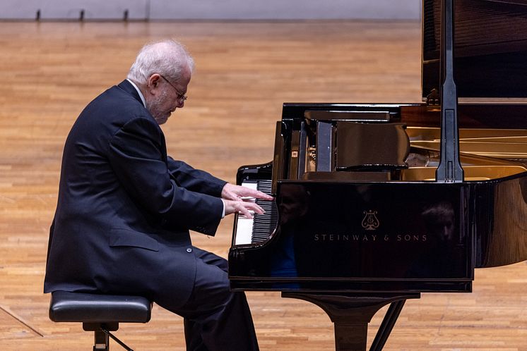 Emanuel Ax, pianorecital