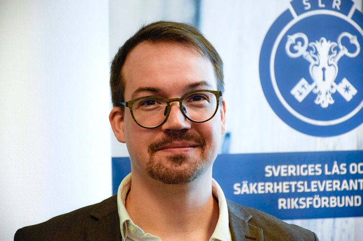Martin Järbur – SLR.jpg