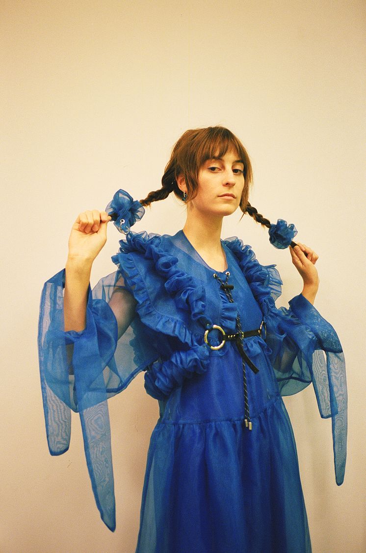 FayeWebster_ PRESS SHOT -credit-eat humans