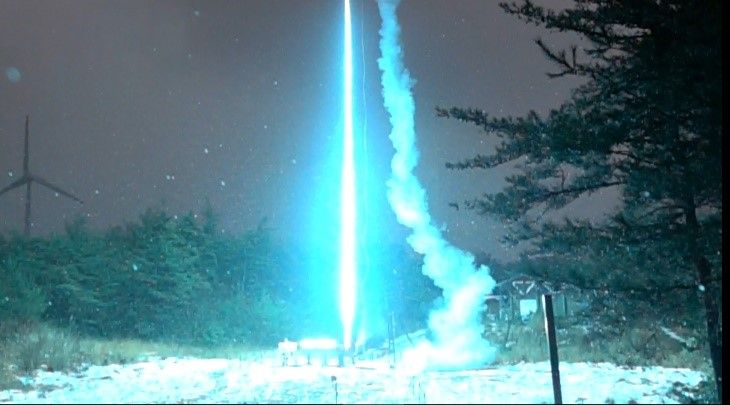 Image 1 Artificial rocket triggered lightning
