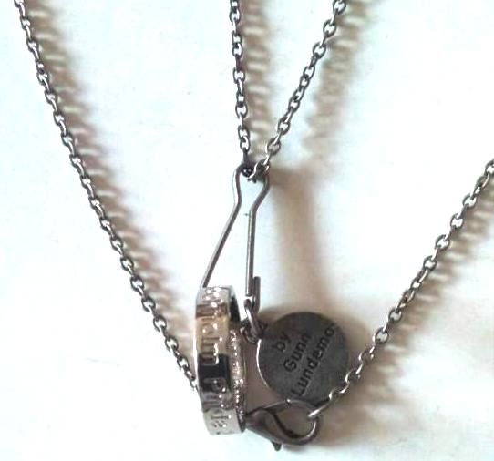 Publiceras Årets Dogtag 2015 - Design: Kristin Amparo & Gunn Lundemo  