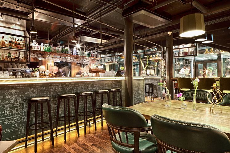 Cuckoo's Nest at Radisson Blu Riverside Hotel by Stylt Trampoli, winner of European Hospitality Awards Best Bar 2014
