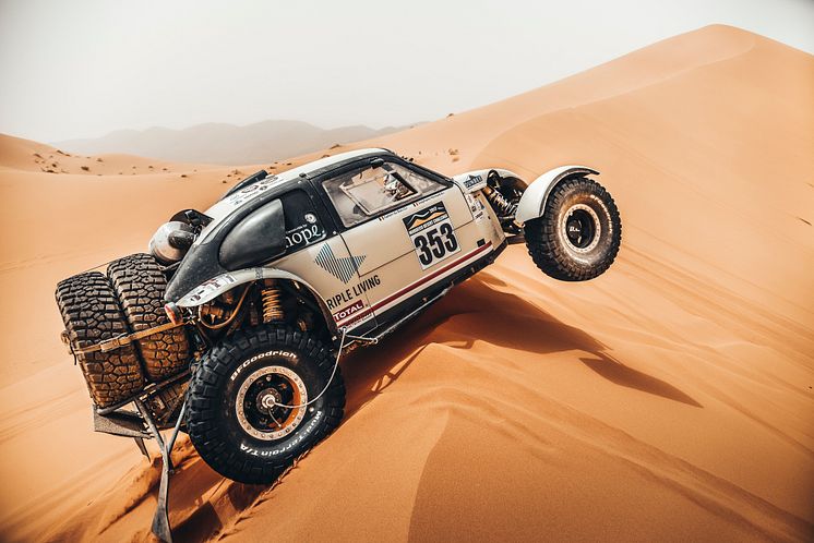 High res image - Marlink - Morocco Desert Challenge 01
