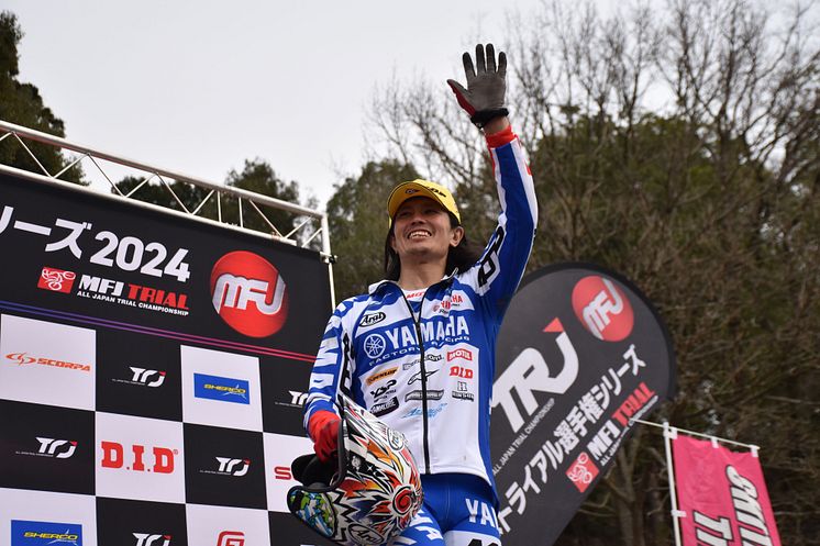 2024040105_001xx_JTR_Rd1_黒山選手_4000