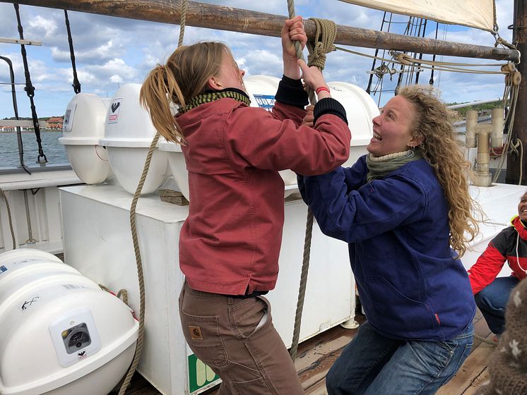 Young Sailor sætter sejl