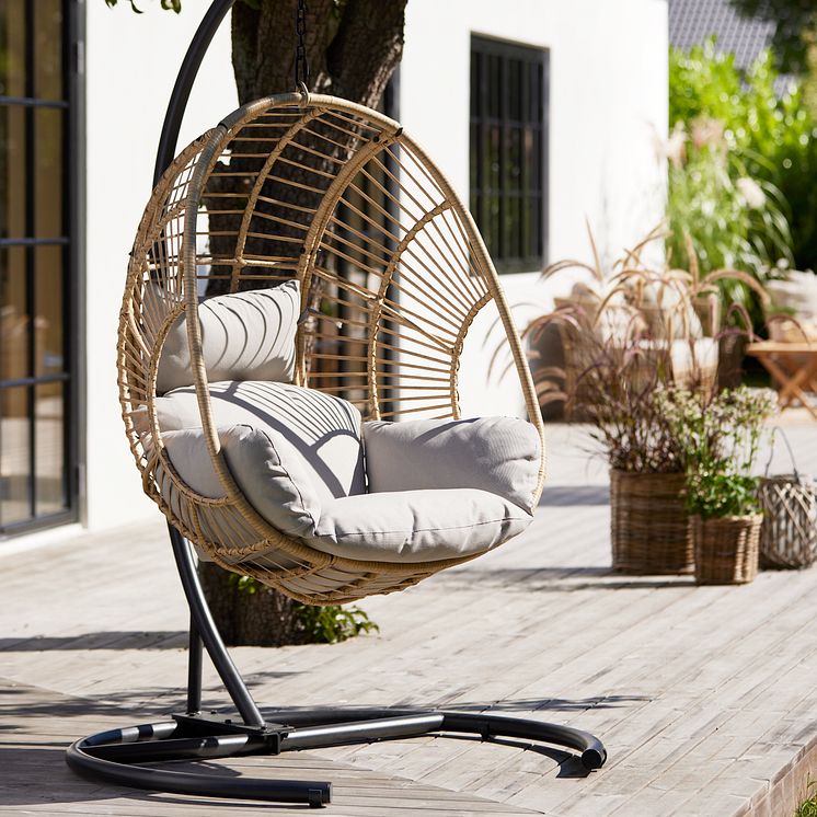 Colecția de mobilier și accesorii de grădină 2023