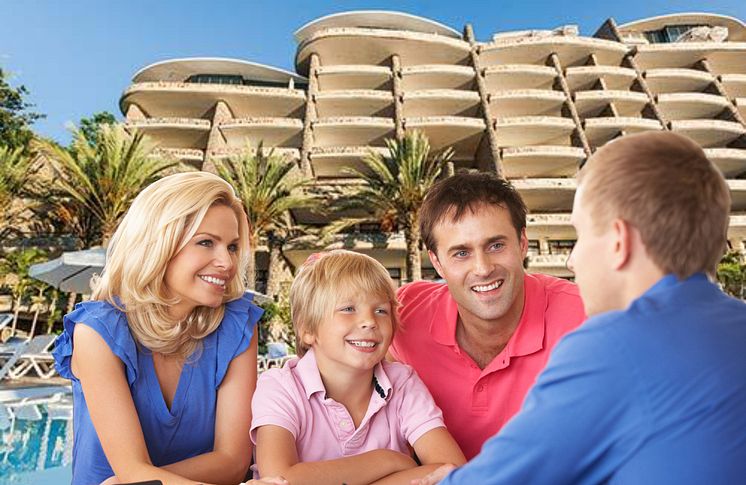 High res family with timeshare rep.JPG