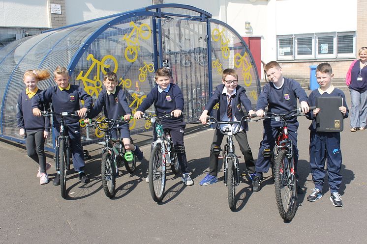 Balornock Primary pupils