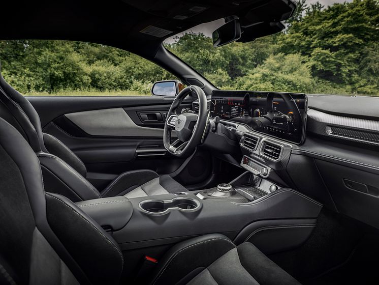 2025 Ford Mustang GTD_interior_10.jpg
