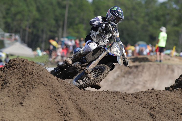 2020092805_018xx_AMA_MX_Rd7_マクエラス選手_4000