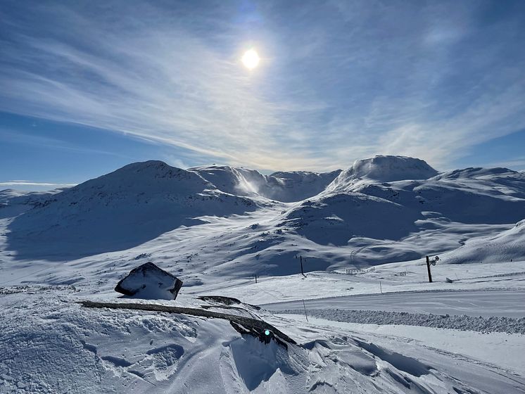 Riksgränsen april 2022.jpg