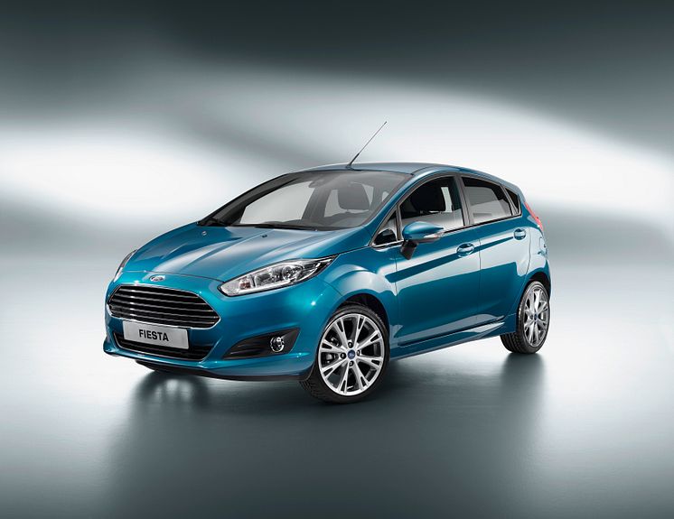 NY FORD FIESTA - 03