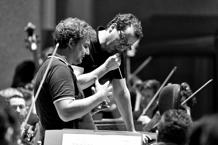 Generalprobe Jonas Kaufmann spricht mit Jochen Rieder Goetheanum _ by Benno Hunziker