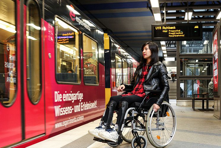 Aktion Mensch-Umfrage zum 5. Mai zeigt: Individuelle Mobilität wird durch Barrieren massiv eingeschränkt 