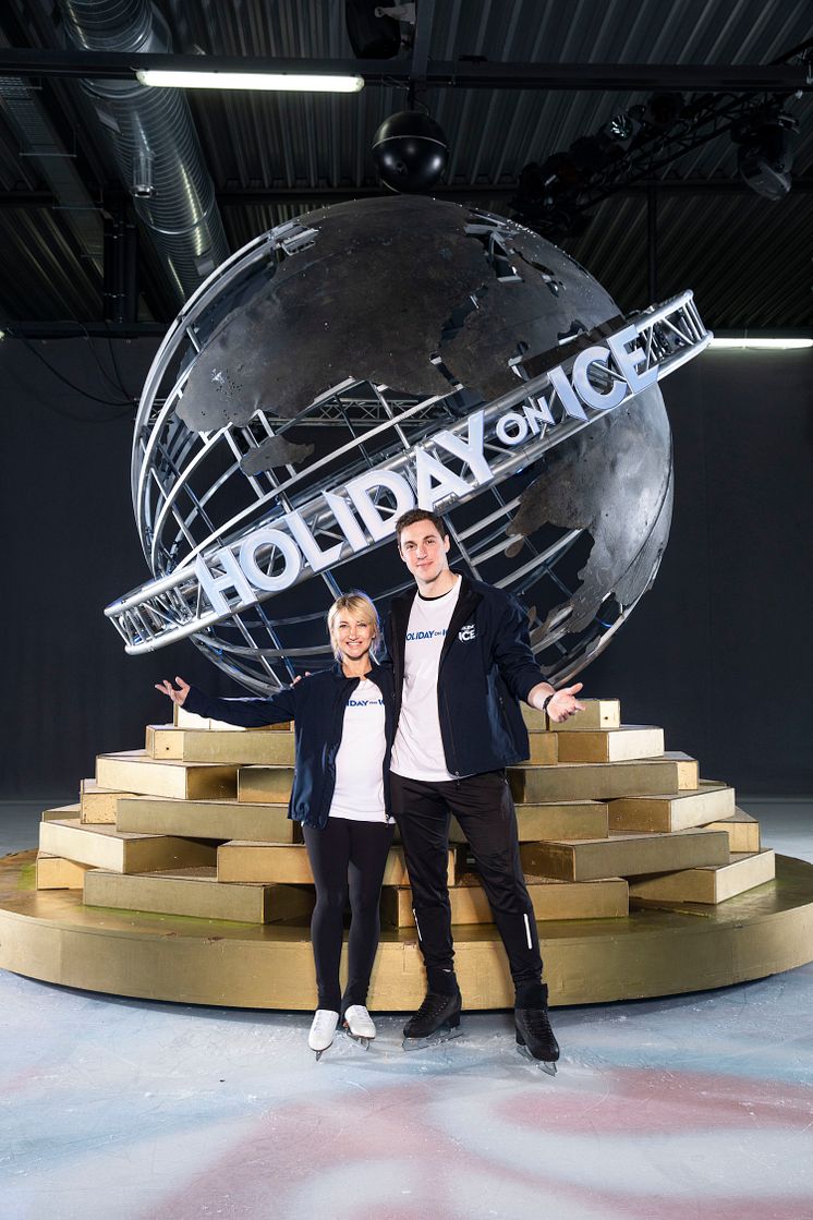 Aljona Savchenko und Bruno Massot fördern Nachwuchs bei HOLIDAY ON ICE ACADEMY