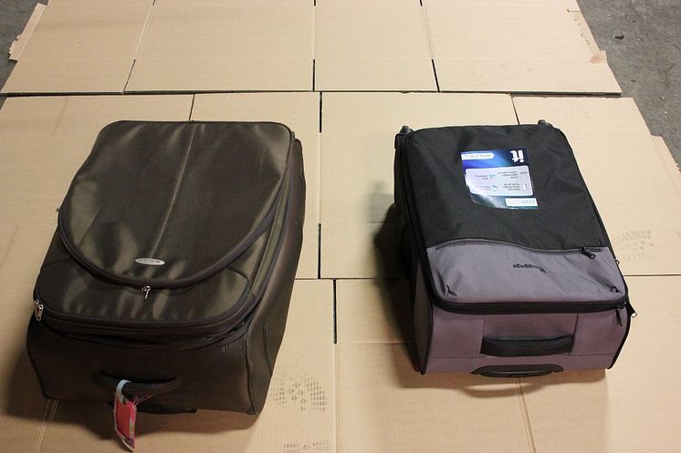 SE10.18 The two suitcases found in Andrzej Miziuk's lorry containing £862,560 in cash