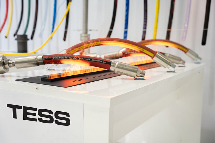 Large-Messe inne-3x