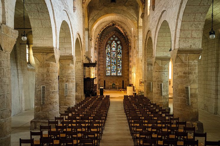 ST_3x2_Romainmotier-Abbey-Church-Inside_(c)Switzerland Tourism